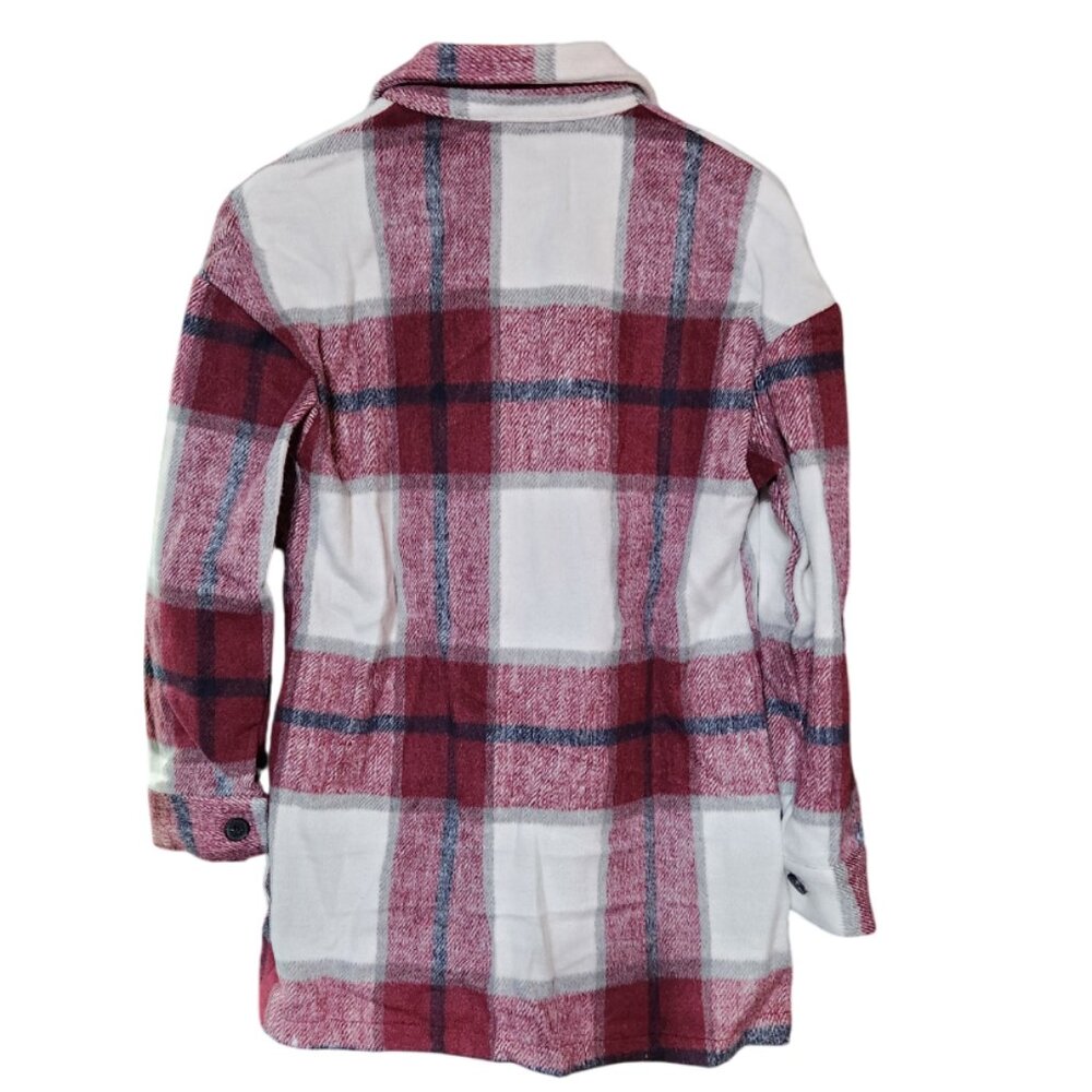 Shacket - Picture 2 of 6